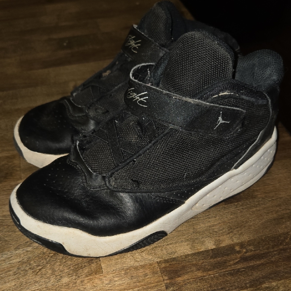 Kids Black Sneakers Nike AIR JORDAN